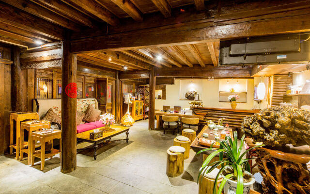 Lijiang Wengjia Dayuan
