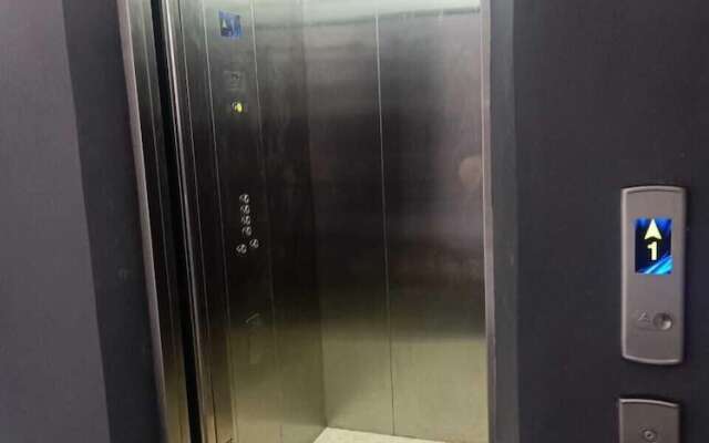 Djuragan Kamar Gunung Anyar