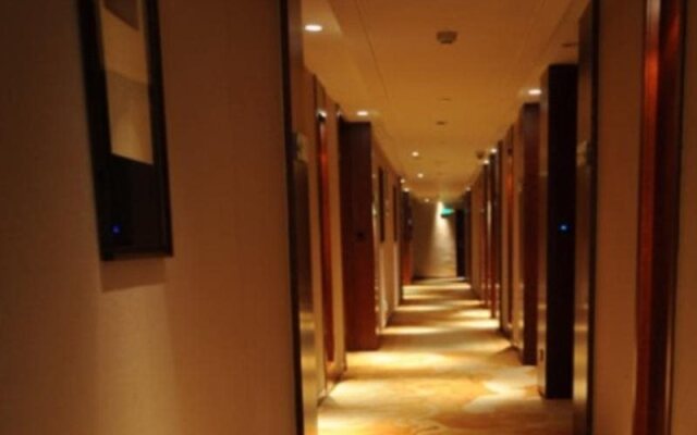 S. Signaturefloor