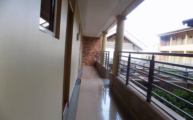 Akello Hotel