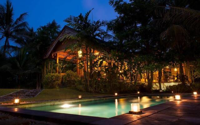 Khayangan Resort Villa