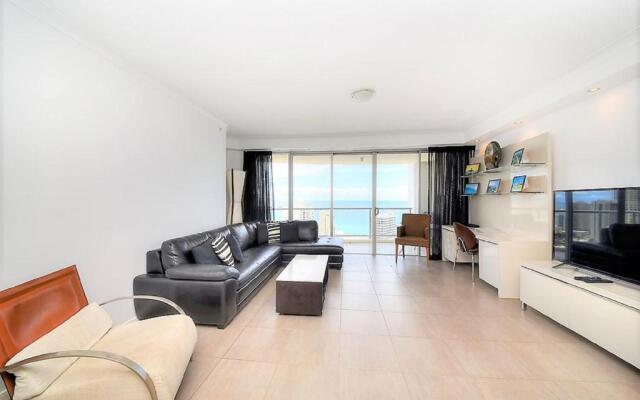 The Towers Chevron Renaissance Holidays Gold Coast