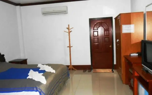 Boualuang Hotel