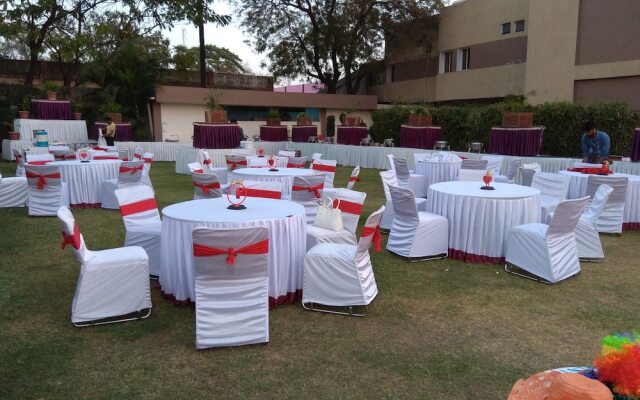 Abhinav Hotel