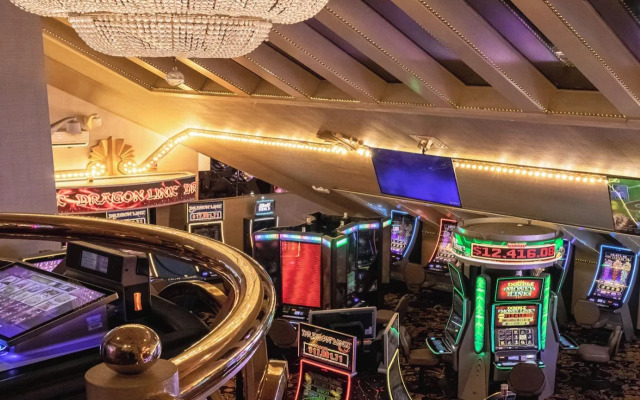 Par-A-Dice Hotel and Casino