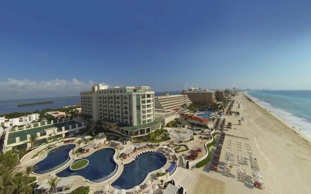 Sandos Cancún All Inclusive - Adults Only