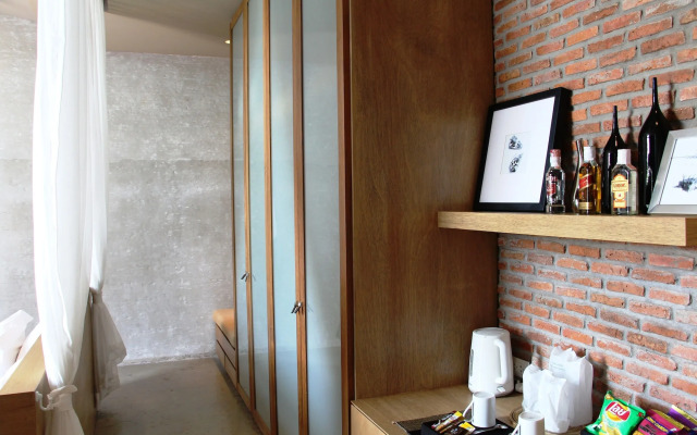 Sea Two Pool Villa Resort