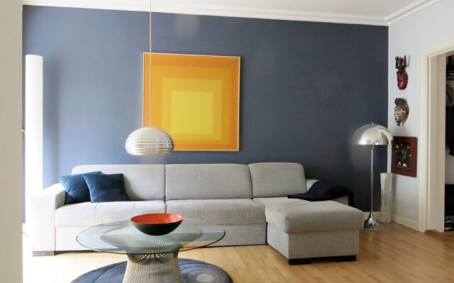 Apartment close to Metro 1392-1