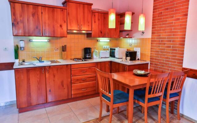 Sára-Lux Apartman