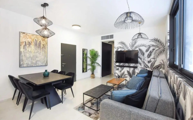 Lovely 1BR near the beach by HolyGuest