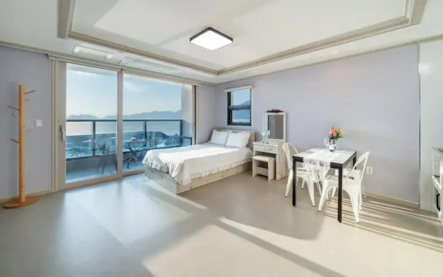 Yeosu Wayo Ocean View Pension