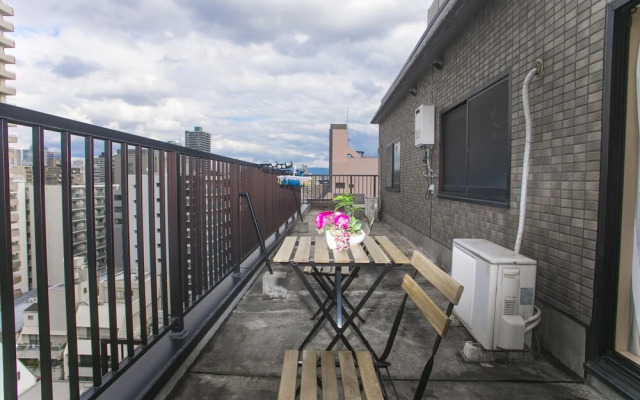 Shinsaibashi-House B