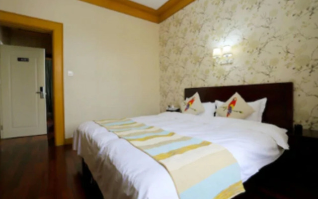 Yi Su Hotel Disneyland Pudong Airport