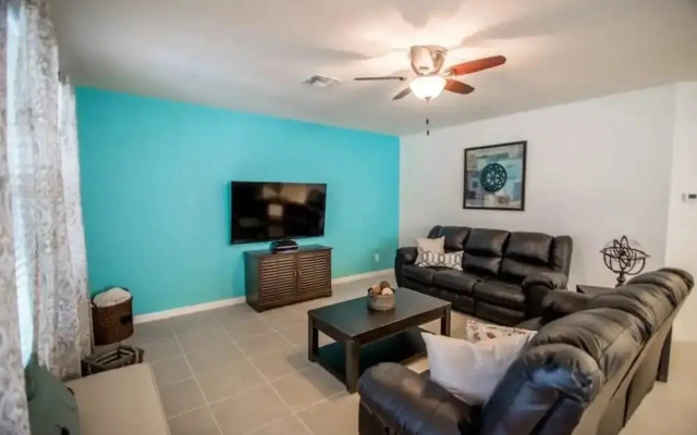 Suffolk Place Holiday Home 4111