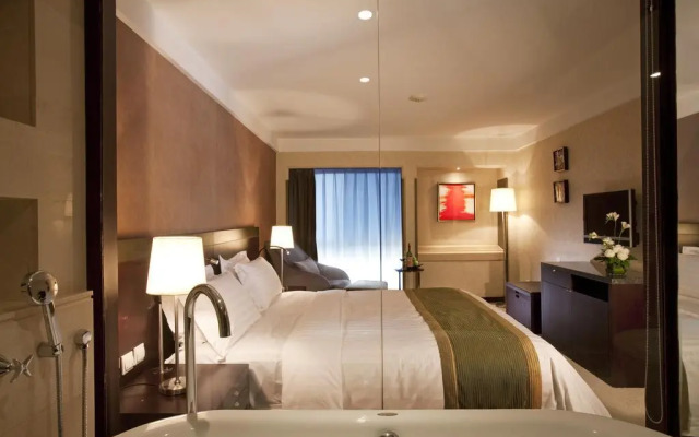 Jianguo Hotel