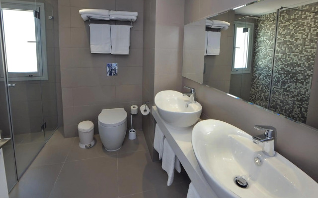 Okeanos Beach Boutique Hotel