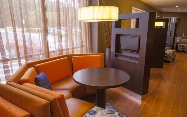 Courtyard by Marriott Charlotte Airport LoSo