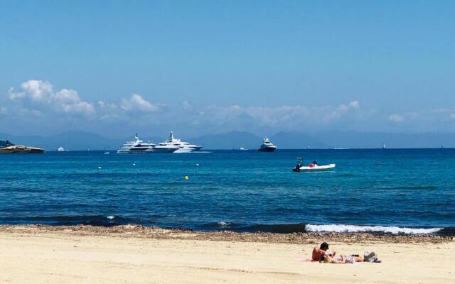 RAMATUELLE SAINT TROPEZ, en front de mer