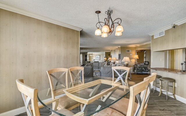 Inlet Reef 109 3 Bedroom Condo by RedAwning