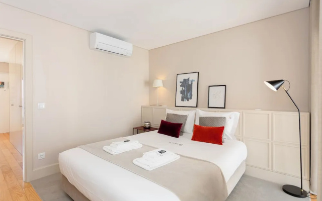 Liiiving In Porto  Luxury Boutique Apart