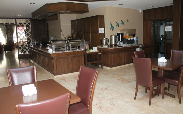 Rest Hotel