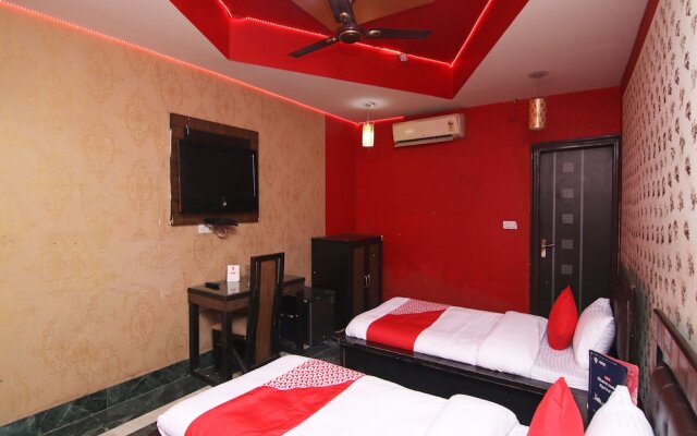 OYO 22756 Diksha Hotel