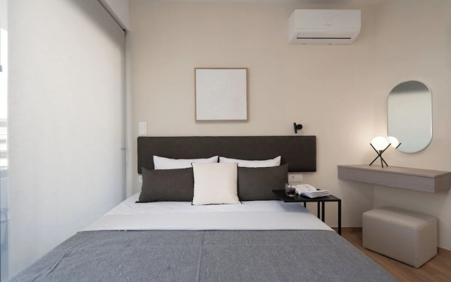 Kosmos Luxury Residences