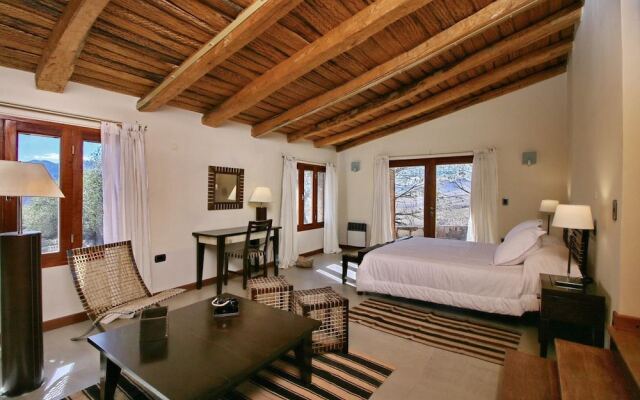 Casa Colorada - Hotel de Montaña