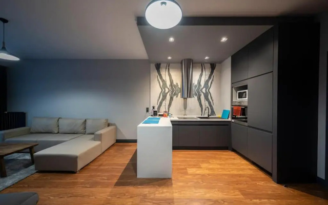 Superior, classy residence,7/24 Security,2 bedroom ( Benesta 71 )