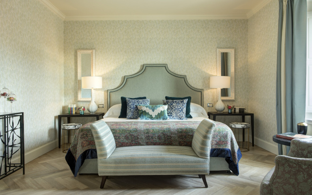 Hotel Savoy - photo 2