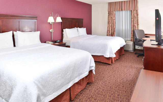 Hampton Inn & Suites Muncie