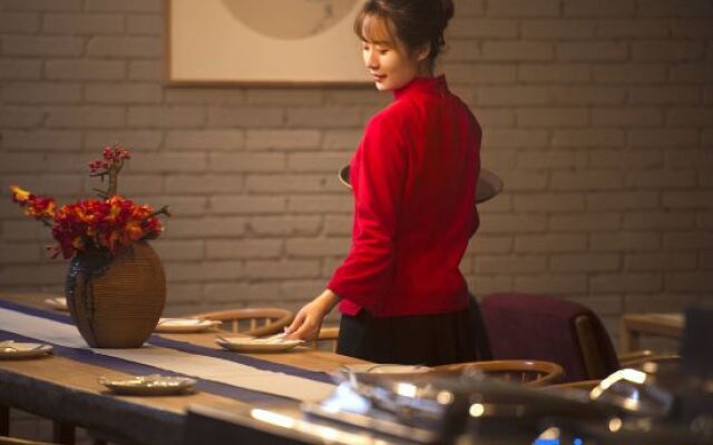 QIANNA HOTEL (Xinxiang Hualan Avenue Pangdonglai Shopping Plaza)