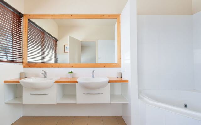 Crows Nest, 6 Teramby Road, D'Albora Marina