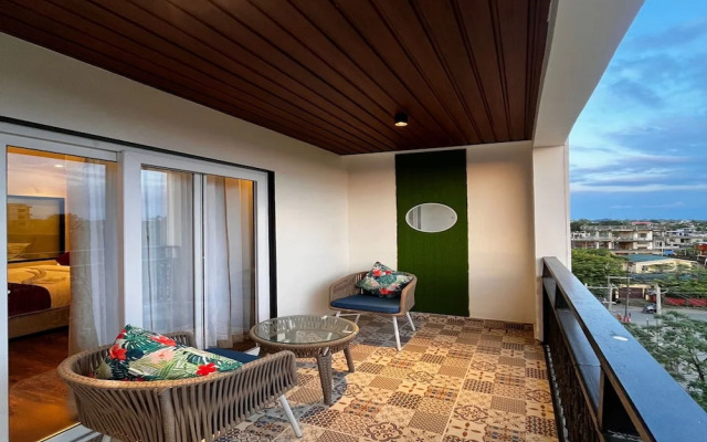 The White IBIS A Boutique Hotel