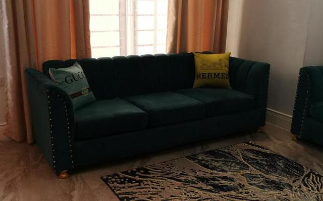 Remarkable 2-bed Apartment, Dar el Salam, Tanzania