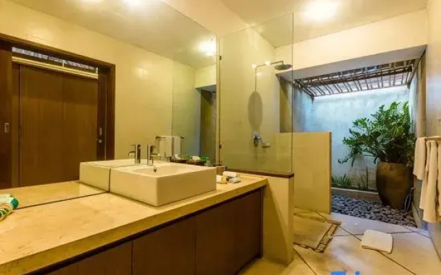 Luxury Villa AnTan Central Seminyak