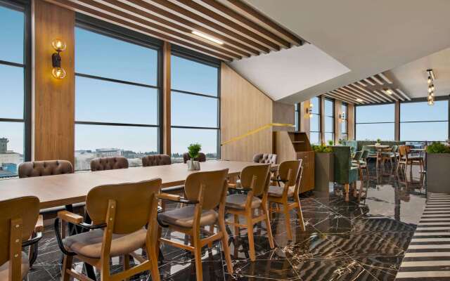 Ramada Encore by Wyndham Istanbul Avcilar
