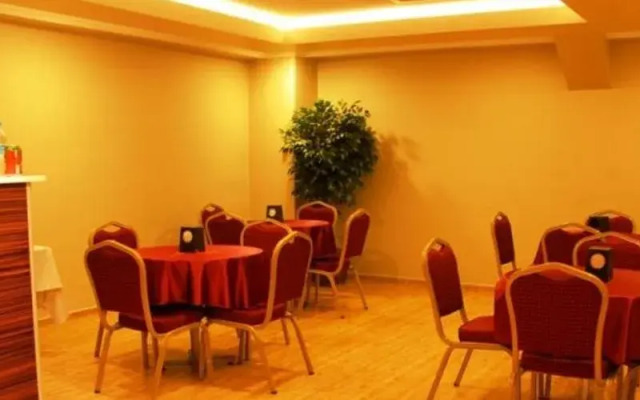Grand Simay Hotel
