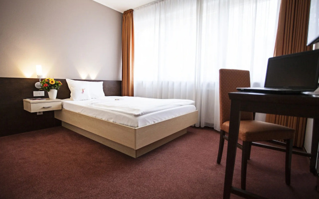 PHÖNIX Hotel