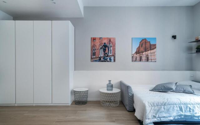 San Petronio Central Studio