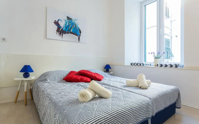 La Piazza Apartment