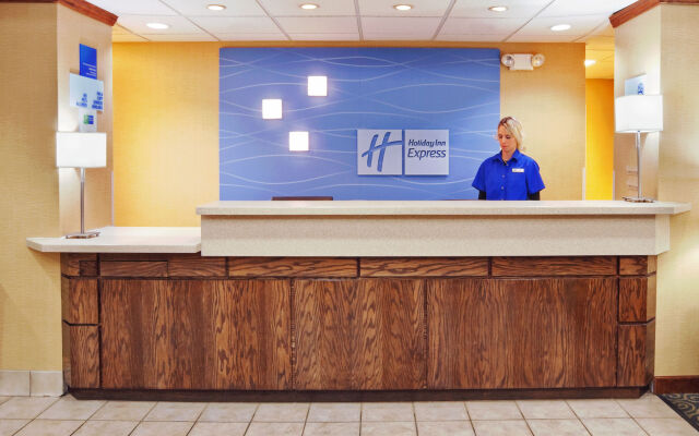 Holiday Inn Express & Suites Lebanon by IHG