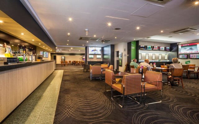 Villawood Hotel