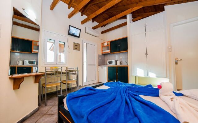 Nirvana Studios and Apartments