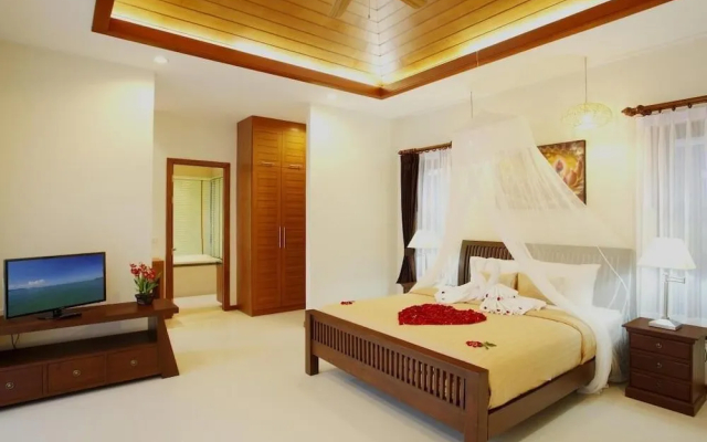Empylean Modern Thai Villa