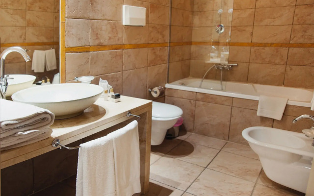 Villa Zina Park Hotel