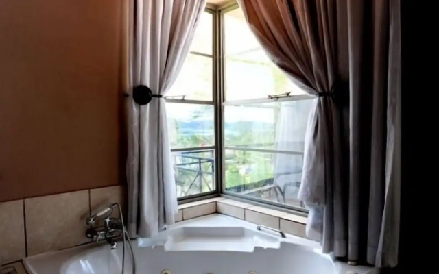 Villa Paradiso Country Manor