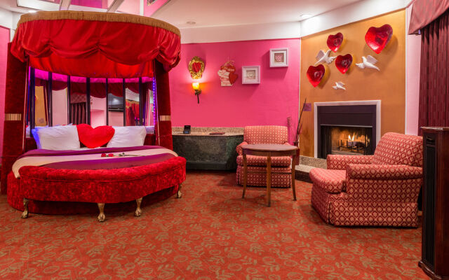 Inn of the Dove Romantic Suites with Jetted Tub & Fireplace