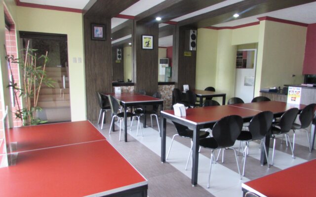 Oyster Plaza Hotel