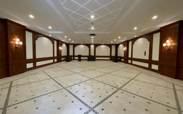 Montrose Golf Resort & Spa